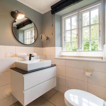 Seesucht-foehr - Moderne Reet-haushaelfte Mit Sauna, Garten & Terrasse Nahe Wattenmeer *