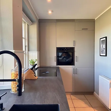 Сasa de vacaciones Seesucht-foehr - Moderne Reet-haushaelfte Mit Sauna, Garten & Terrasse Nahe Wattenmeer Utersum